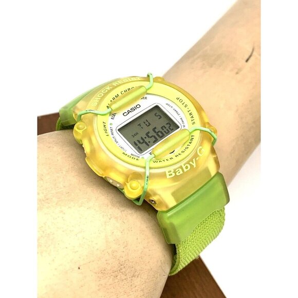 Casio Women's Watch Baby-G BG-301 Quartz Digital Yellow Green Vintage 1455 39mm - Picture 5 of 14